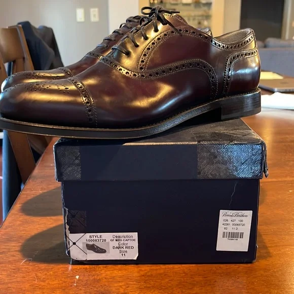 Brooks Brothers Golden Fleece Medallion Captoes dress shoes Brooks Brothers | Shoes | Brooks Brothers Golden Fleece  main image 3